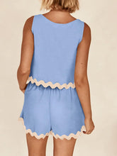 Load image into Gallery viewer, Contrast Trim Sleeveless Top and Shorts Set