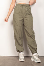 Load image into Gallery viewer, VERY J Drawstring Woven Parachute Joggers