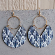 Load image into Gallery viewer, Ms.Pac-Man Shape Wooden Dangle Earrings