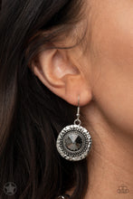 Load image into Gallery viewer, Global Glamour | Smoky | Studded