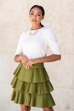 Load image into Gallery viewer, PAPARAZZI | Convention Exclusive 2022 | Deep Space Diva - Copper