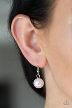 Load image into Gallery viewer, PAPARAZZI One-Way Wall Street | Pink Pearl Necklace