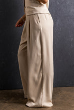 Load image into Gallery viewer, Ruched Wide Leg Pants with Pockets
