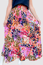 Load image into Gallery viewer, Printed Elastic Waist Skirt
