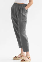 Load image into Gallery viewer, Pocketed Elastic Waist Pants
