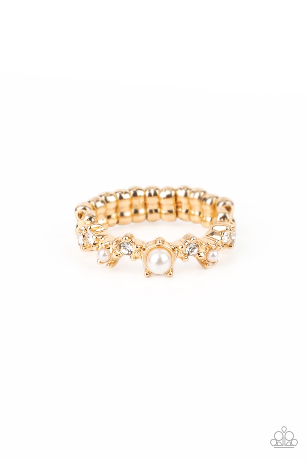 PAPARAZZI | Blissfully Bella - Gold | DAINTY PEARL AND GOLD RING