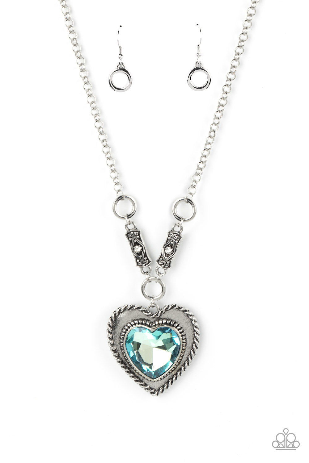 PAPARAZZI | Heart Full of Fabulous - Oversized Blue Heart Gem Necklace