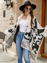 Load image into Gallery viewer, Faux Fur Trim Poncho
